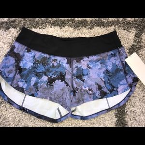 Lululemon speed up shorts screen camo multi blk 6